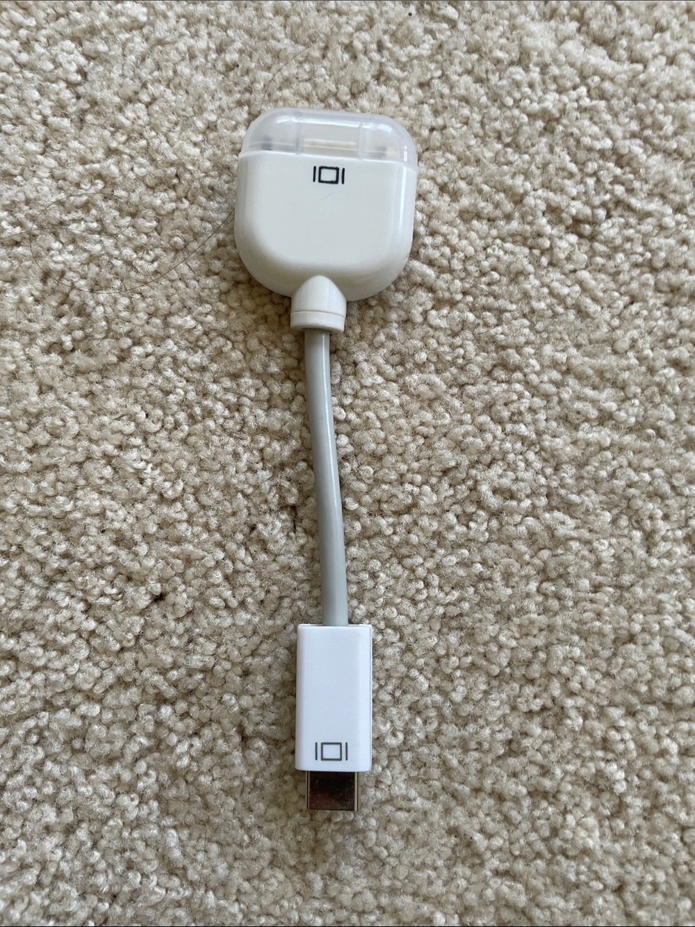 White Mini-DVI to VGA Adapter